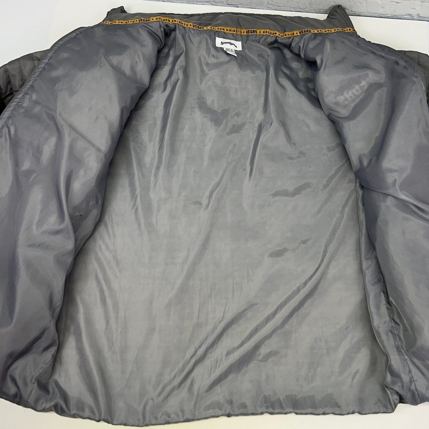 Las Vegas Golden Knights Quilted Jacket Mens XL X-Large Gray Station Casinos NHL