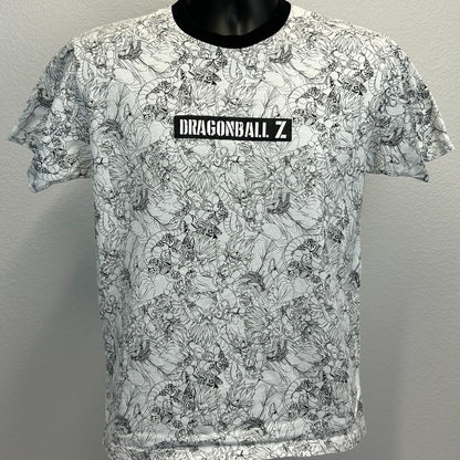 Camiseta de Dragon Ball Z AOP con estampado gráfico completo de anime pequeño para hombre, color blanco