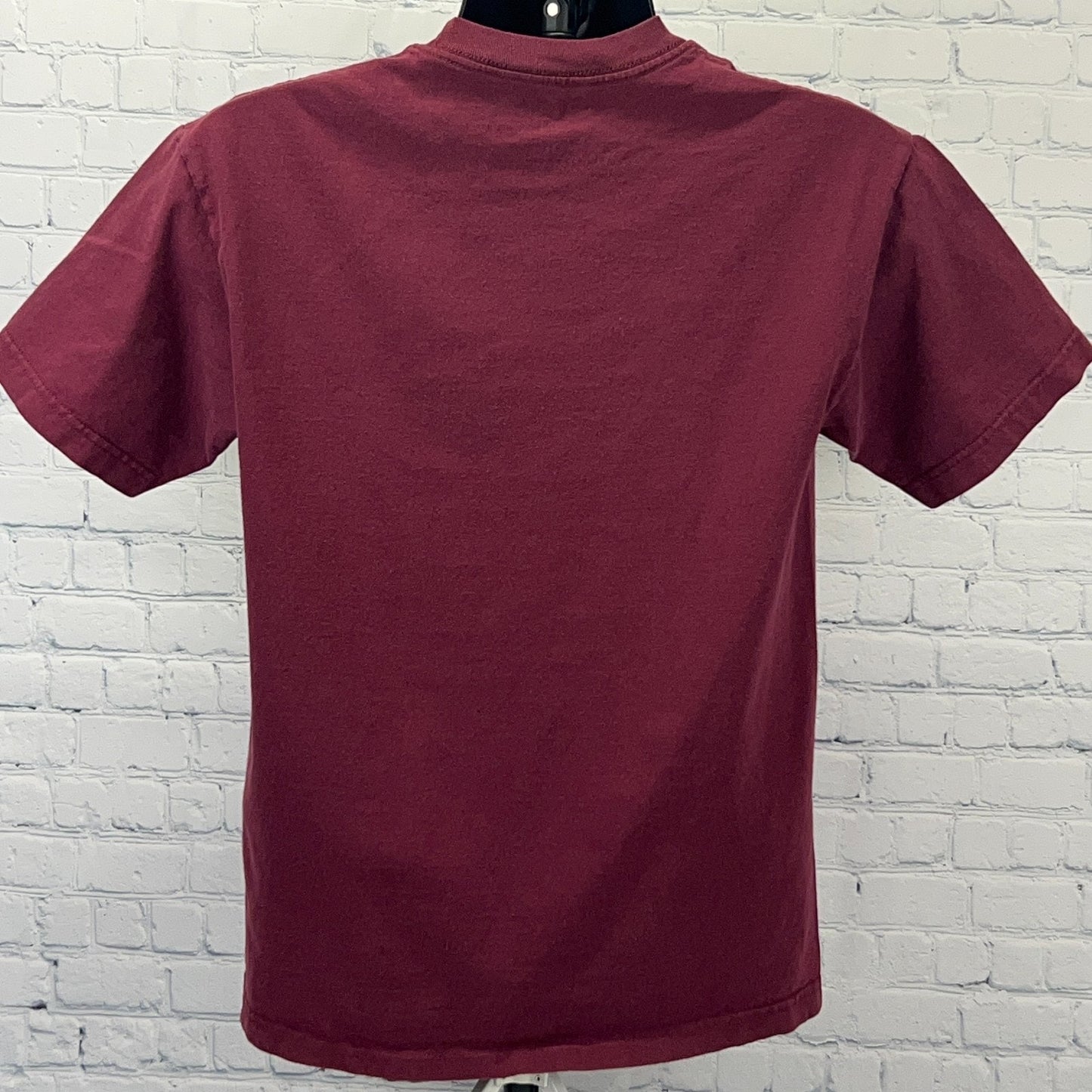 Primitive Apparel Skateboarding T Shirt Sexy Model Skater Skating Red M Medium