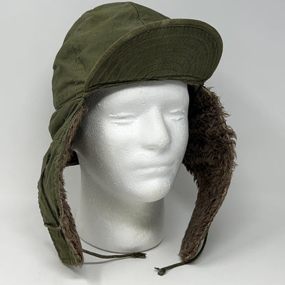 Vintage Army Green Fleece-Lined Hat with Ear Flaps and Adjustable Chin Straps