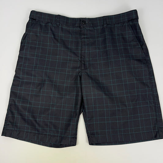 PGA Tour Men’s Golf Shorts in Dark Plaid Design with Relaxed Fit and Side Pockets