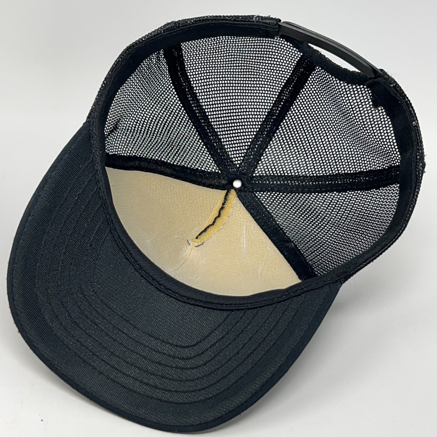 Vintage Trucker Cap with Black Mesh Interior and Spacious Size - Vintage