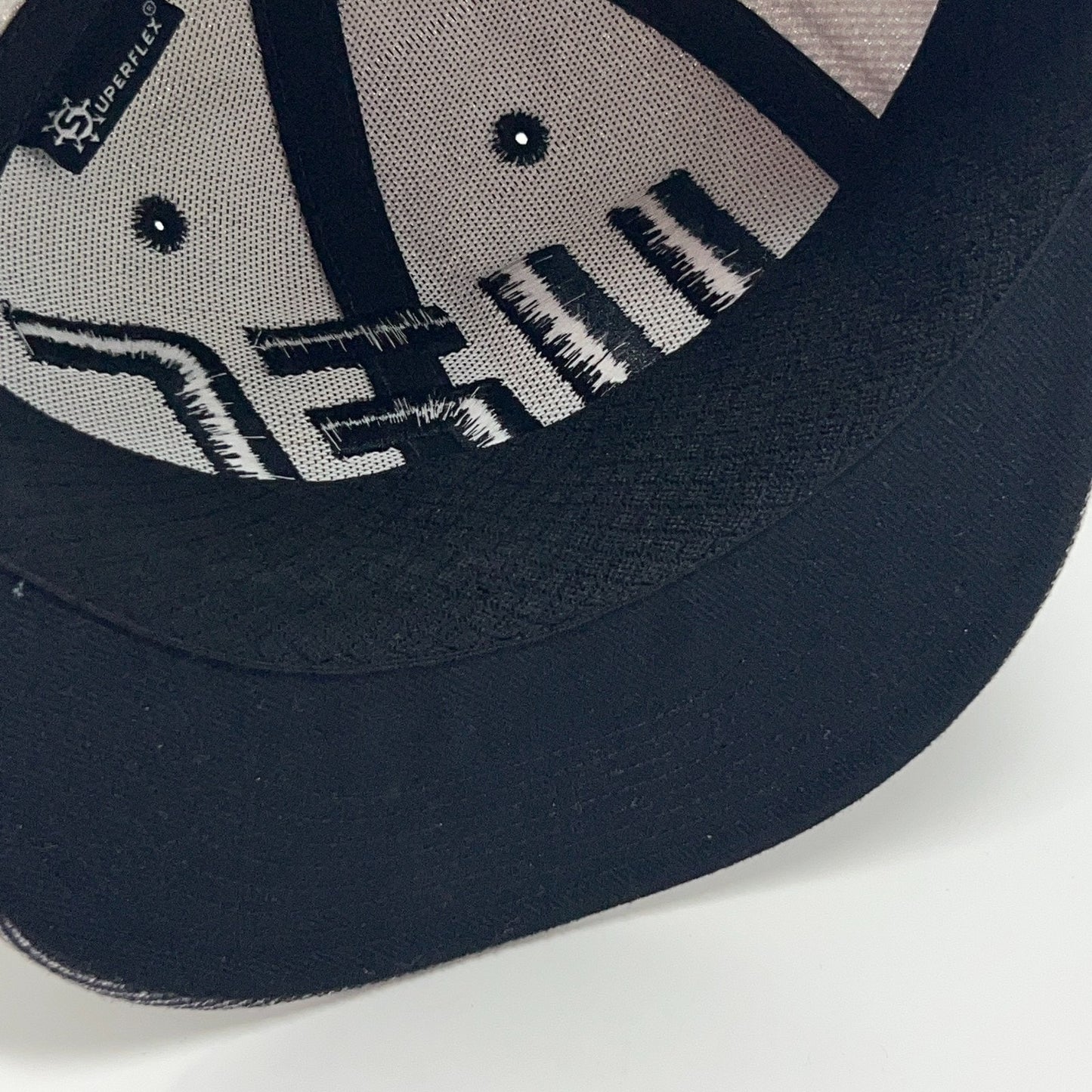 UFC Hat Baseball Cap MMA Mixed Martial Arts Reebok Gray 6 Panel Flex Fitted L-XL
