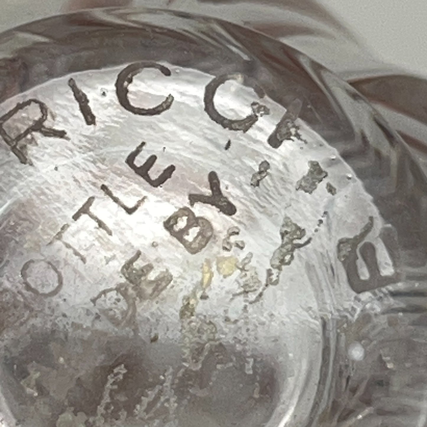 Vintage Nina Ricci L'Air du Temps Lalique Crystal Perfume Bottle 1 Oz Two Doves