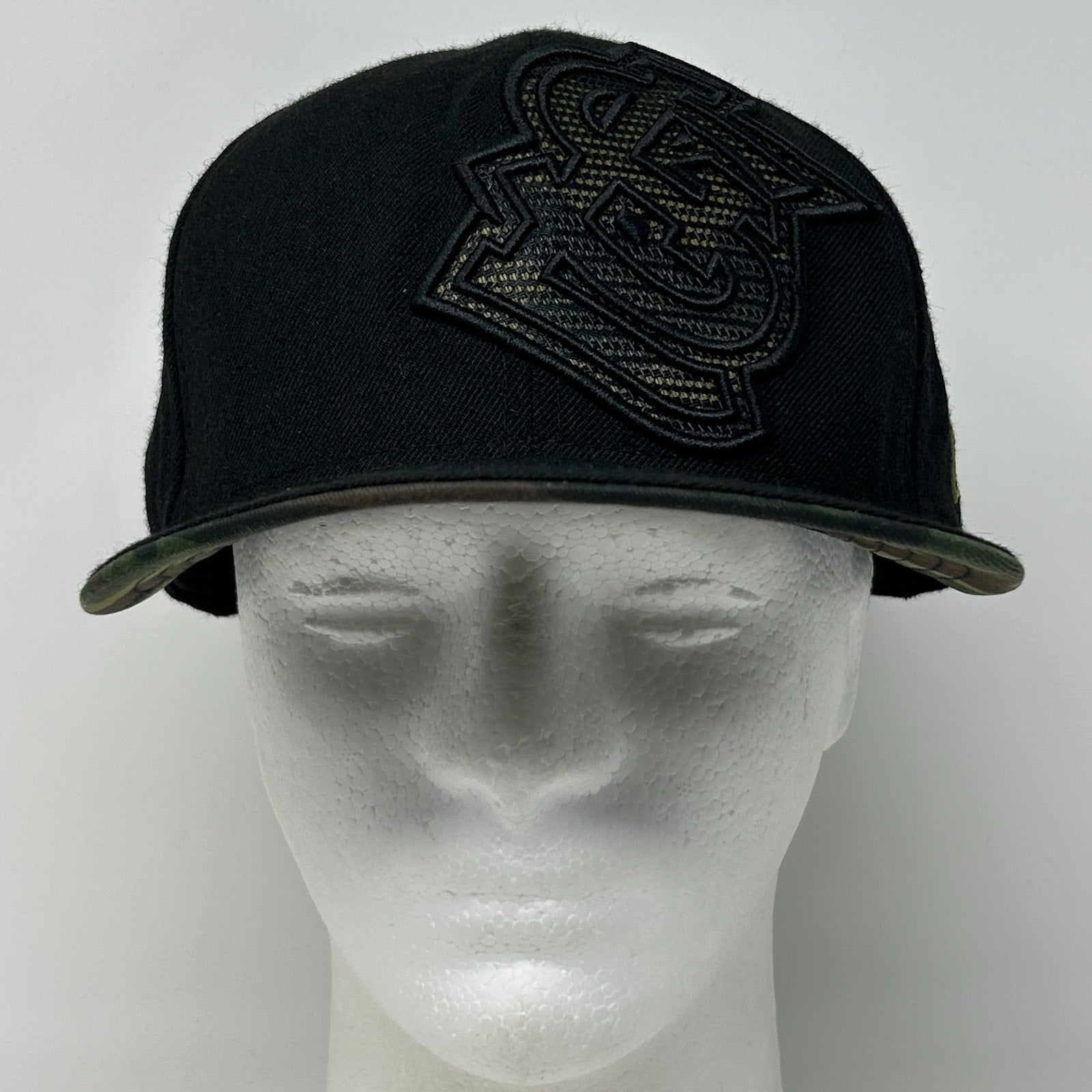 St Louis Cardinals Hat Baseball Cap Army Camouflage New Era Black Fitted 7 3/8 - Neon Vintage