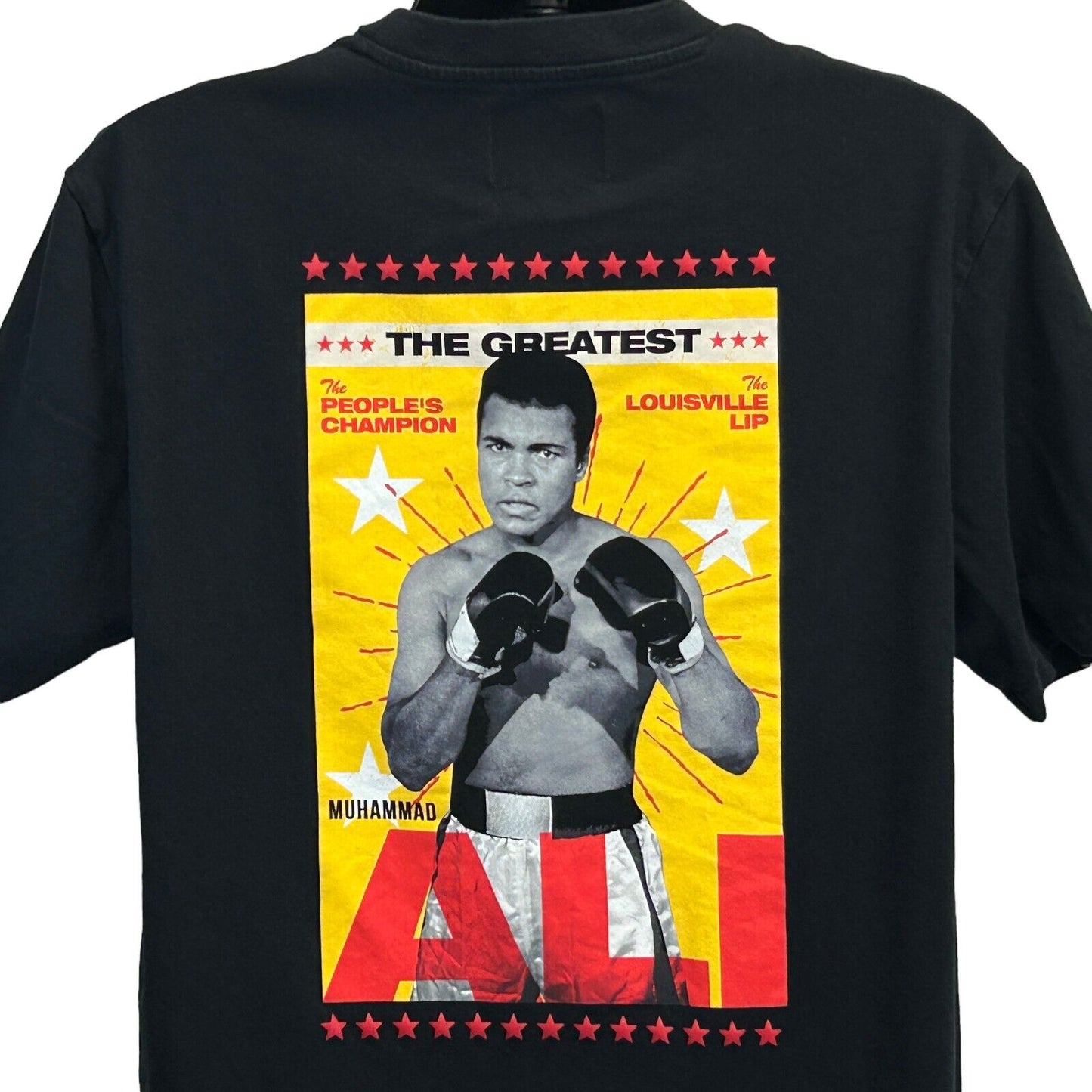 Camiseta de boxeo bordada extragrande de Muhammad Ali x Shoe Palace, color negro