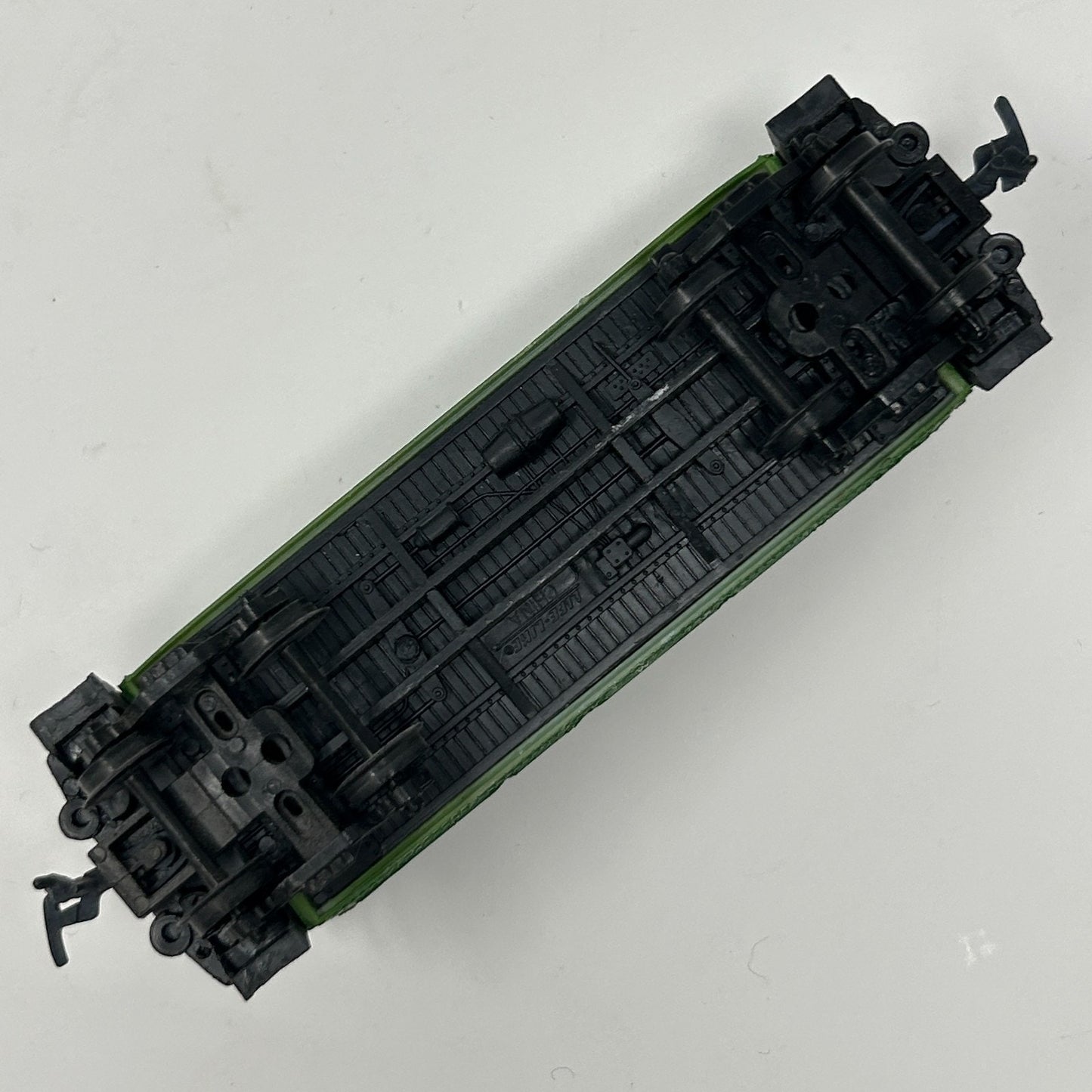 Burlington Northern Caboose HO Gauge Scale Model Train Railway Life Like Green