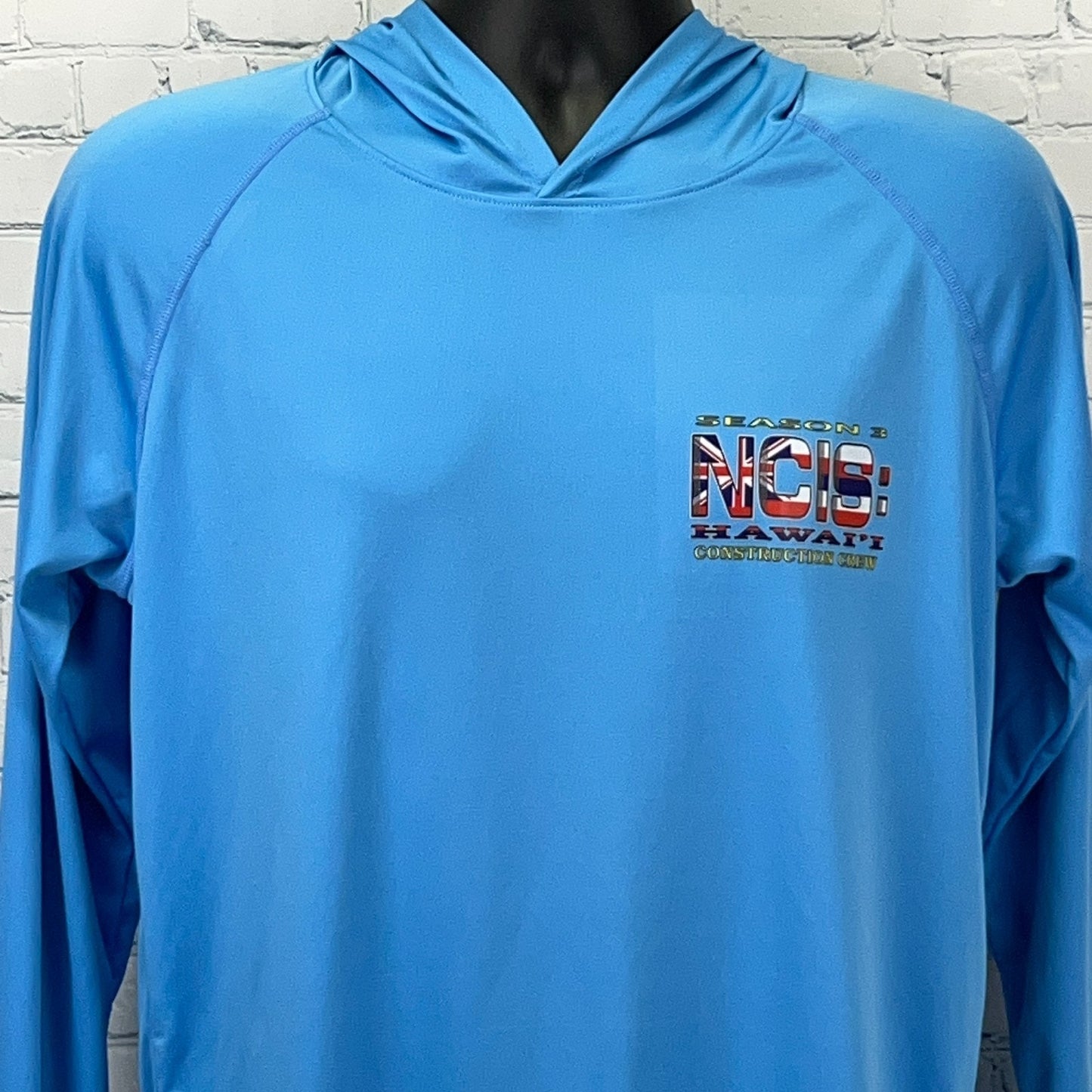 NCIS Hawaii Construction Film Crew Hooded T Shirt M Medium Blue Hoodie TV Show