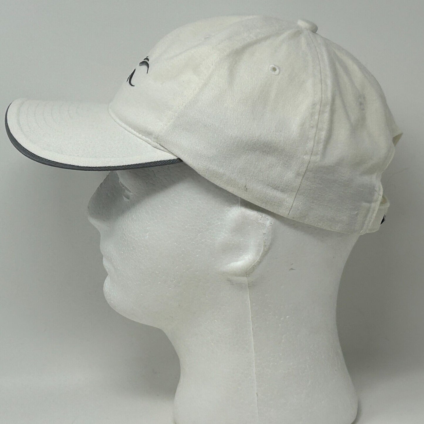 Gorra de béisbol con logo Nike Swoosh, correa trasera, seis paneles, color blanco