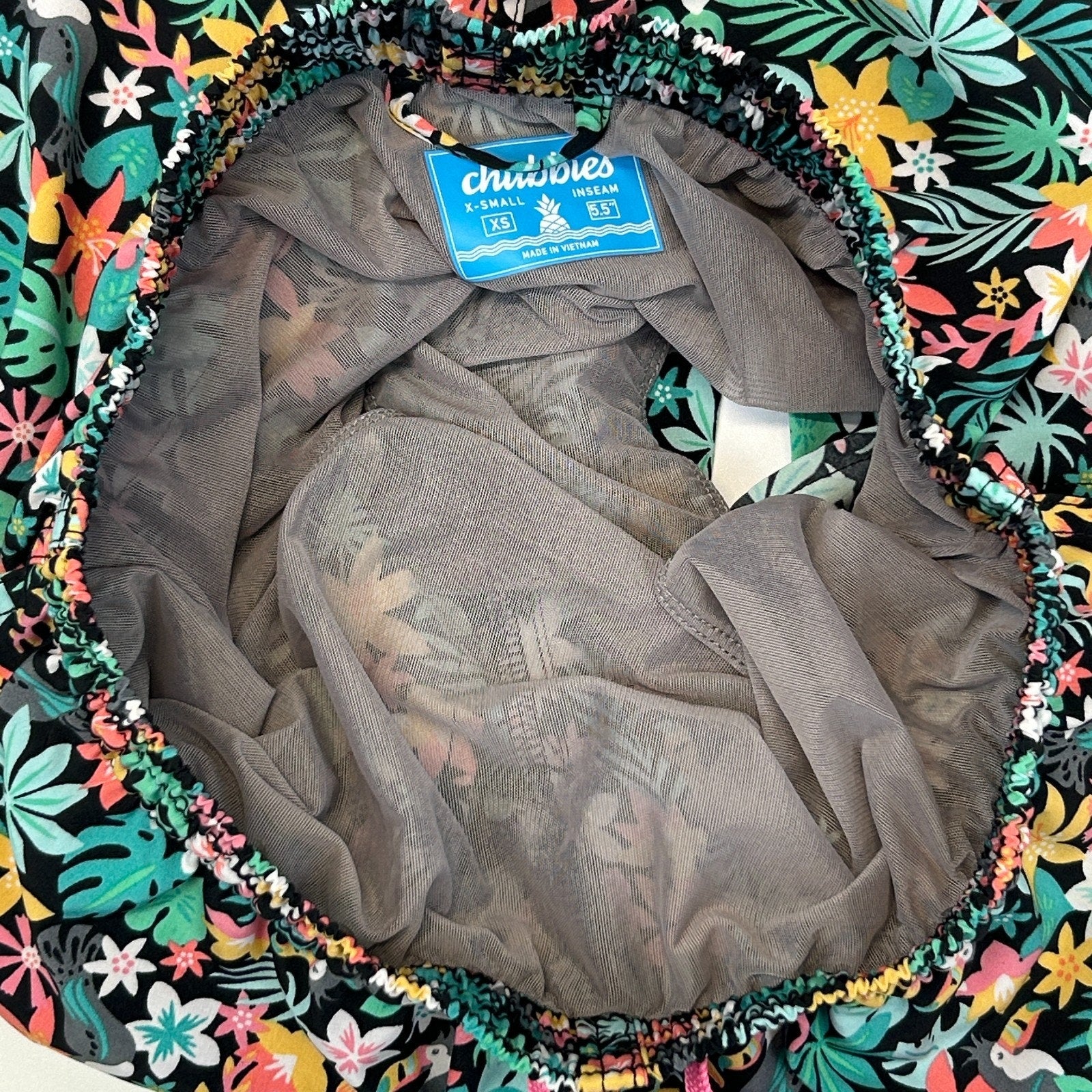 Chubbies The Boomerangs Swim Trunks Shorts Swimming Lined 5.5" Black XS X-Small - Neon Vintage