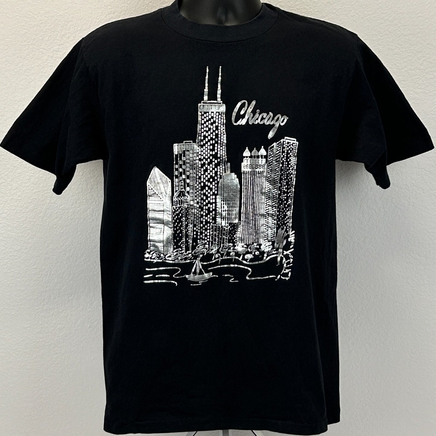 Oneita Vintage T-Shirt Black Large Front Chicago T Shirt with City Skyline Design