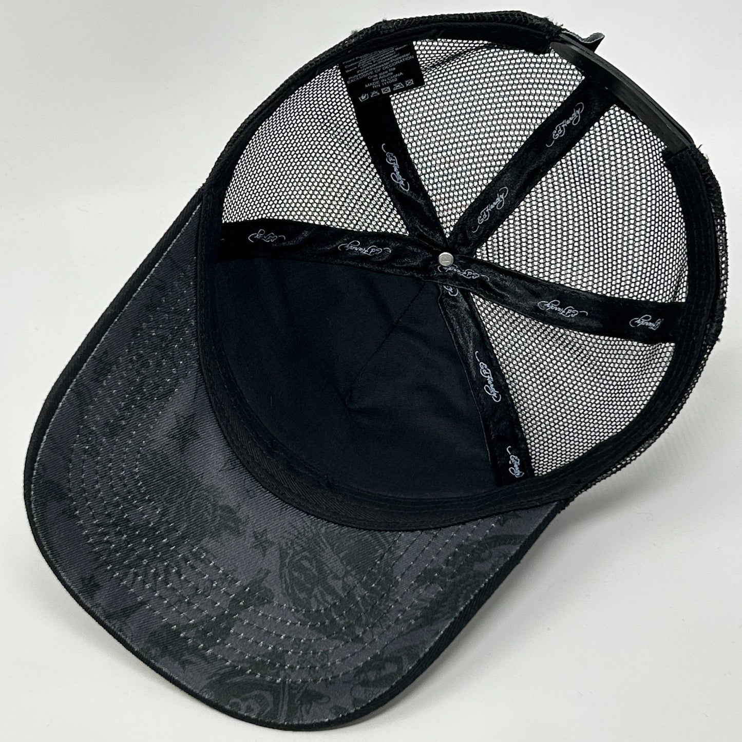 Ed Hardy Skull Dagger Trucker Hat Cap Tattoo Knife Sword Mesh Snapback Black