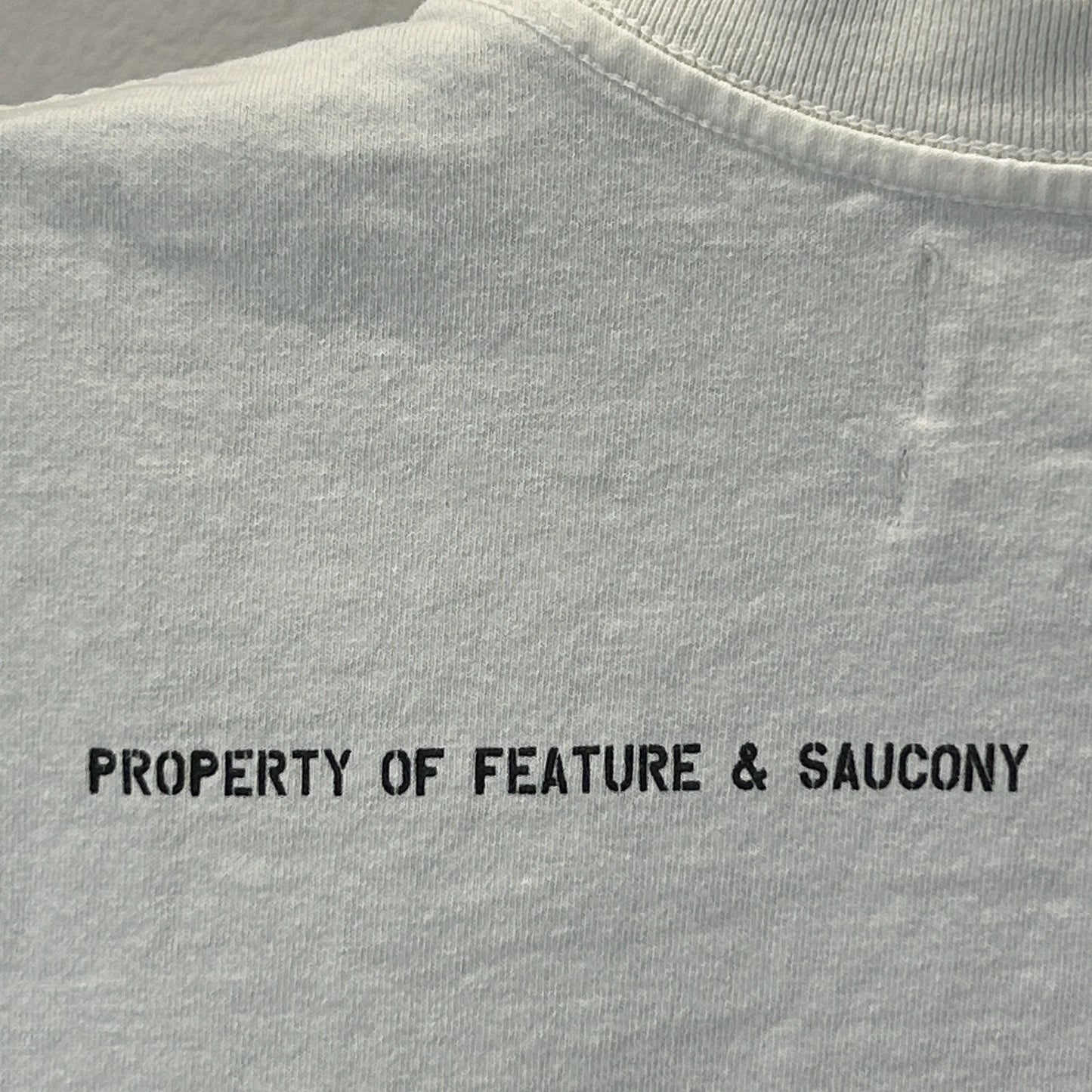 Feature x Saucony Greetings From Dreamland USA T Shirt UFO White Tee XL X-Large