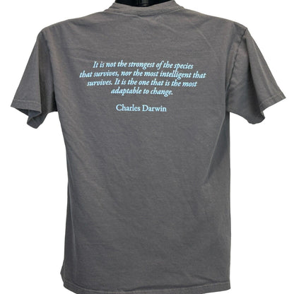 Camiseta mediana Charles Darwin Smithsonian Museum Origen de la vida Naturaleza Hombre Gris