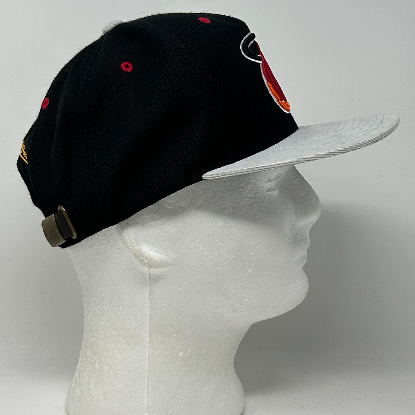 Miami Heat Hat Baseball Cap Mitchell & Ness Leather Strapback Black 5 Panel NBA - Neon Vintage