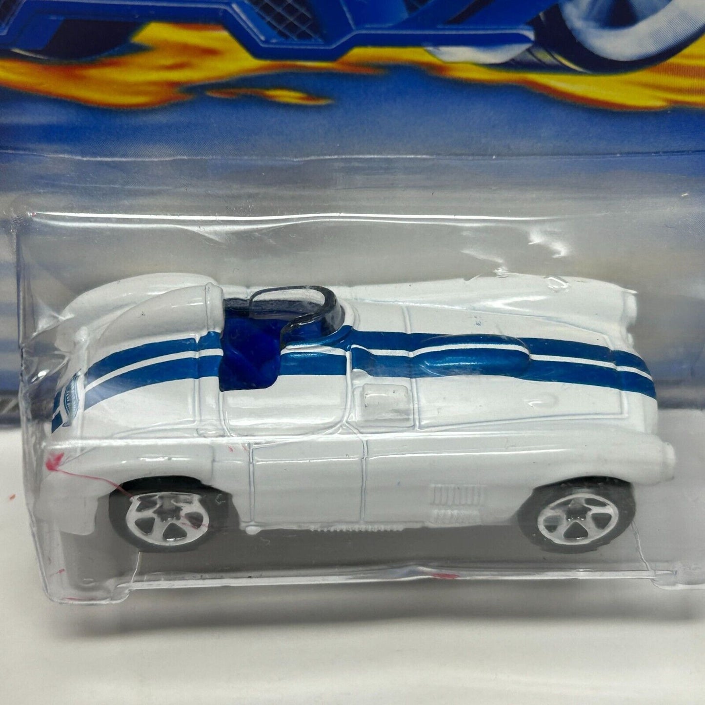 Cunningham C4R Hot Wheels Collectible Diecast Car White Vintage 2001 Vehicle New