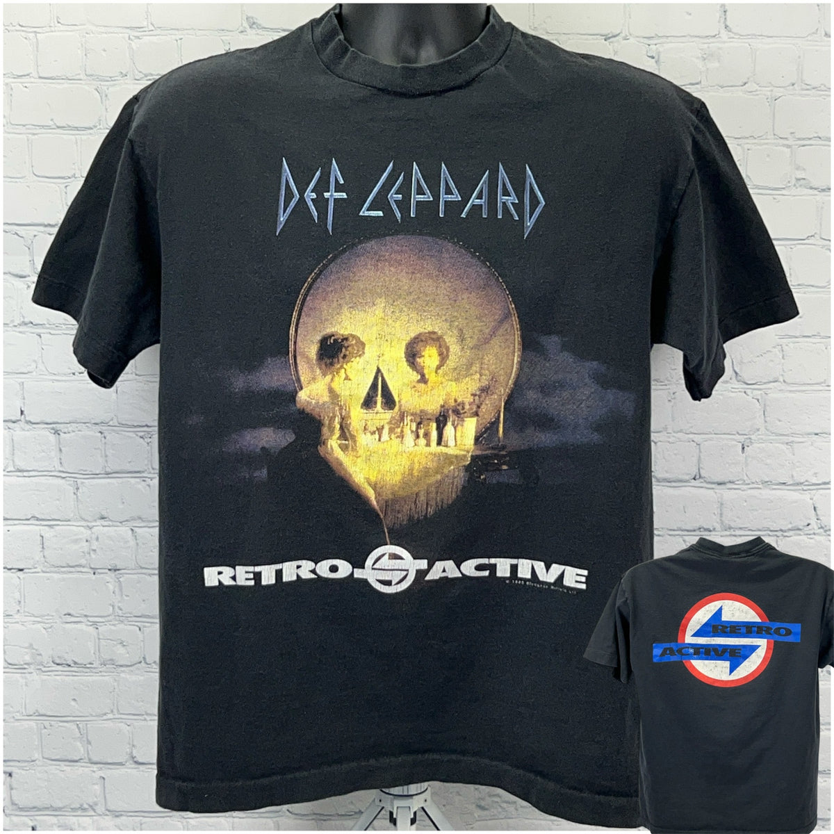 Giant Def Leppard vintage black t-shirt with Retro Active skull graphic, available in large size