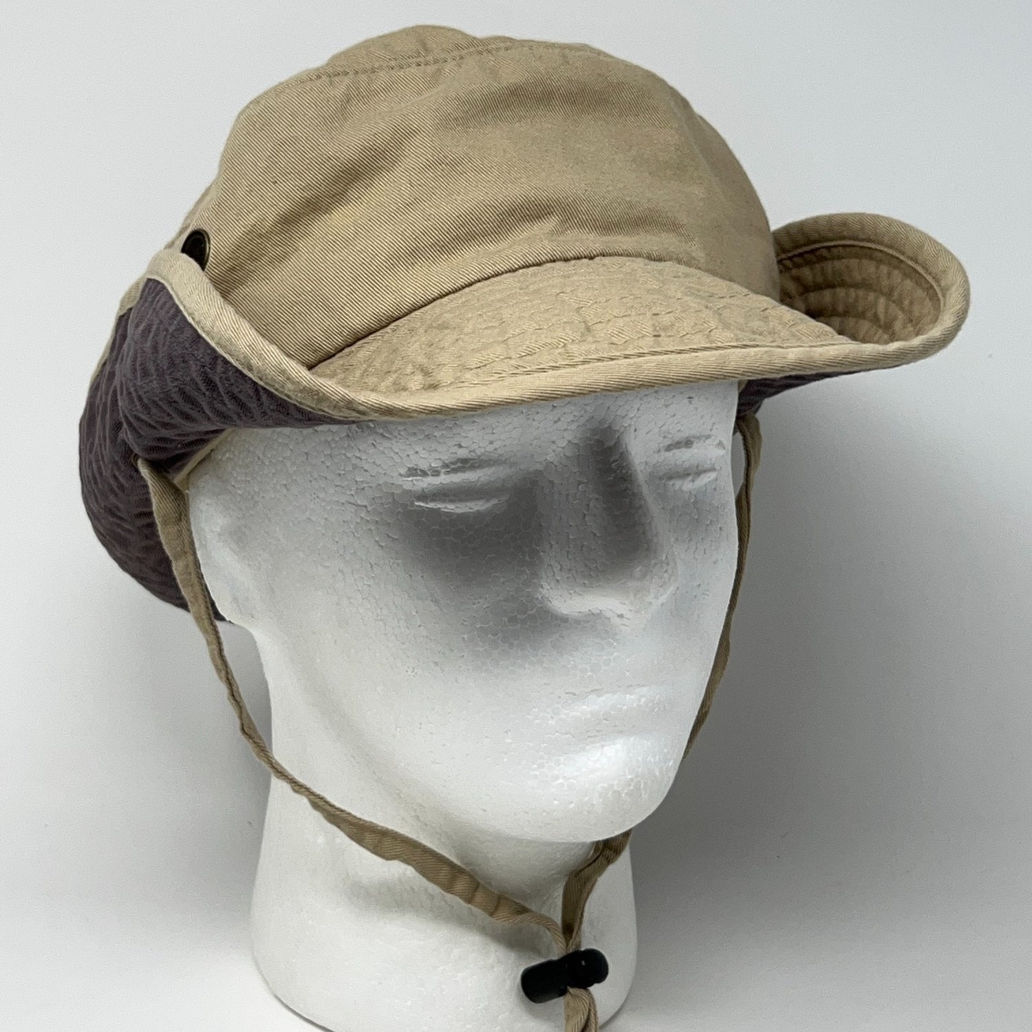 Duluth Trading Co Beige Sun Hat with Wide Brim, Adjustable Chin Strap, and Unique Logo Detail
