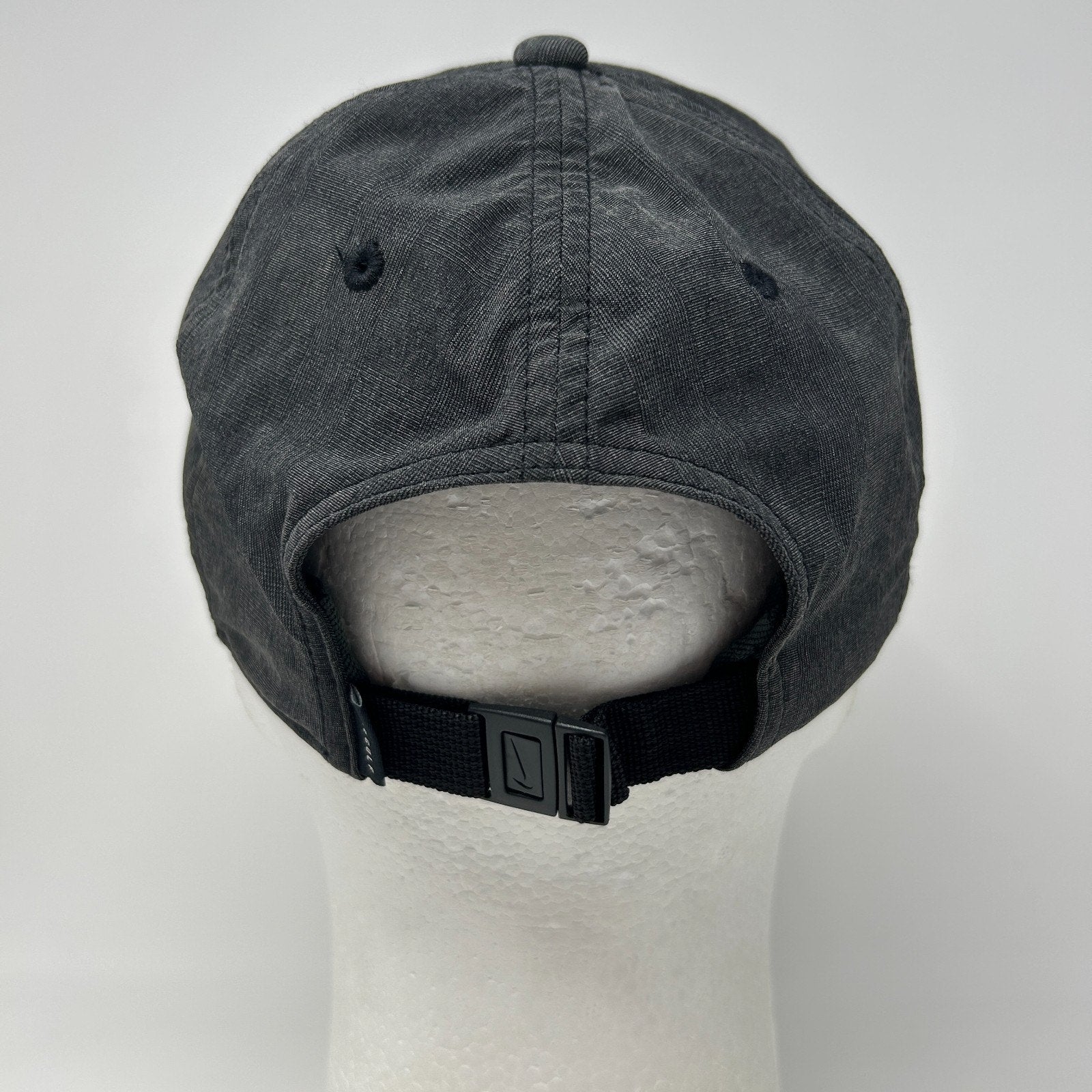 Nike Golf Hat Baseball Cap Golfer Golfing Legacy91 Dri-Fit Strapback Gray - Neon Vintage