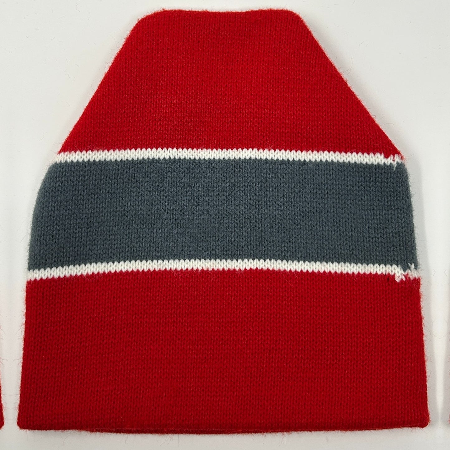 Vintage 80s Beanie Winter Hat Toque Skier Skiing Snowboarding Snowboarder Red