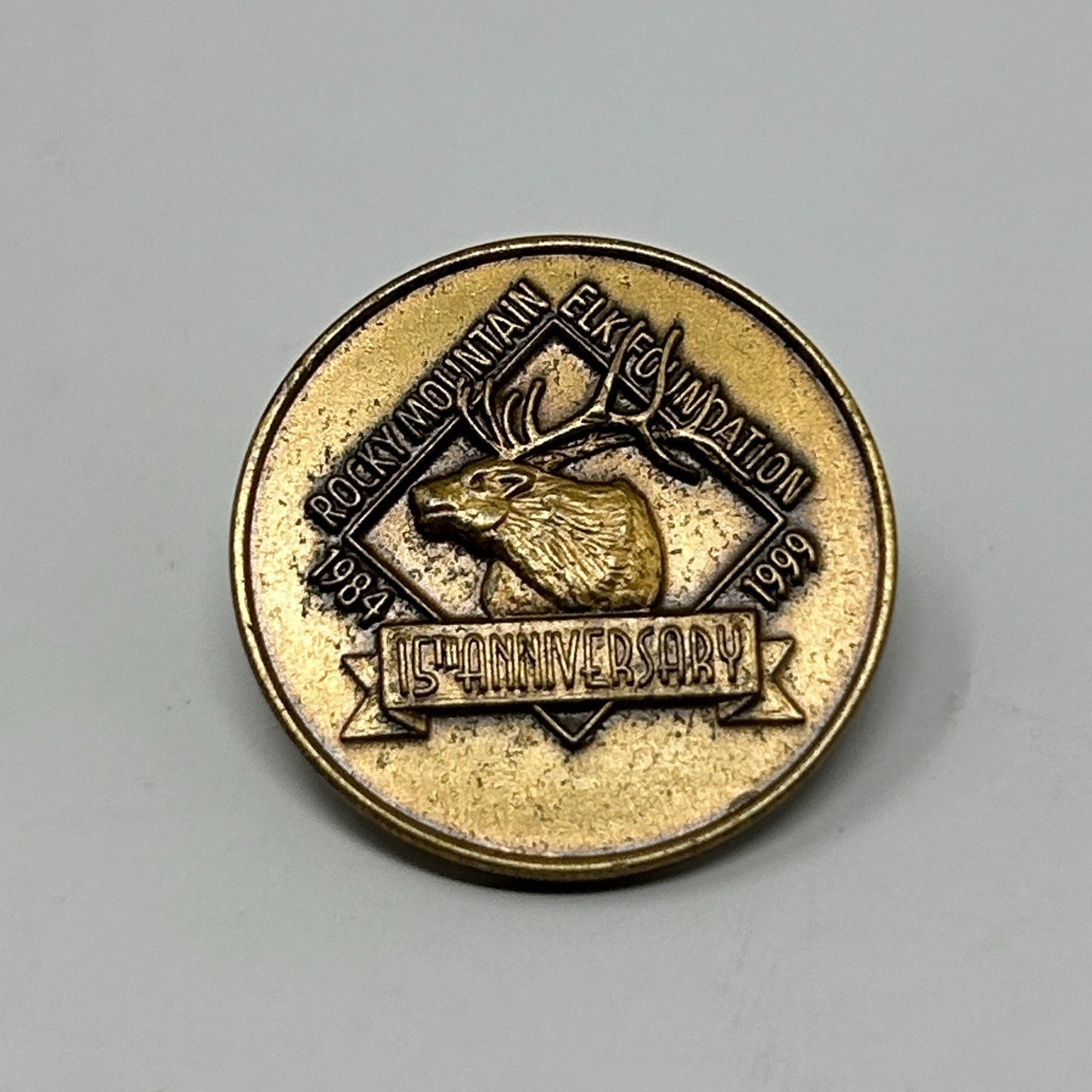 Lot of 6 Vintage Hunting Shooting Hat Lapel Pins Pinback Buttons Elk Deer Hunter