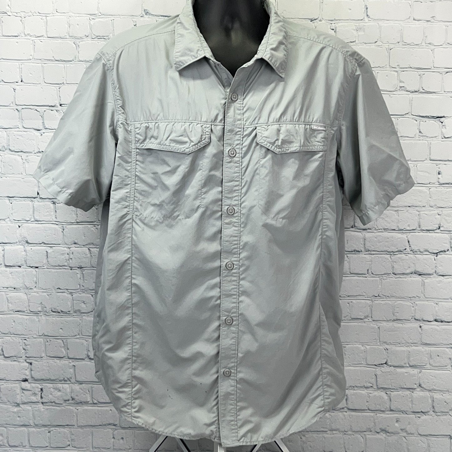 Columbia Kestrel Ridge Button Front Shirt Omni Shade Vented SS Gray XL X-Large