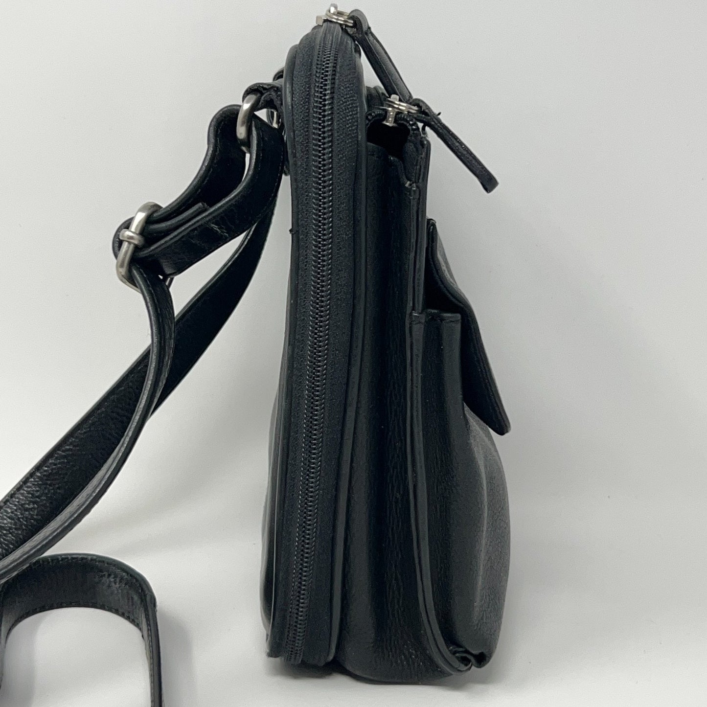 Fossil Black Leather Mini Crossbody Bag Credit Card Pockets Shoulder Strap