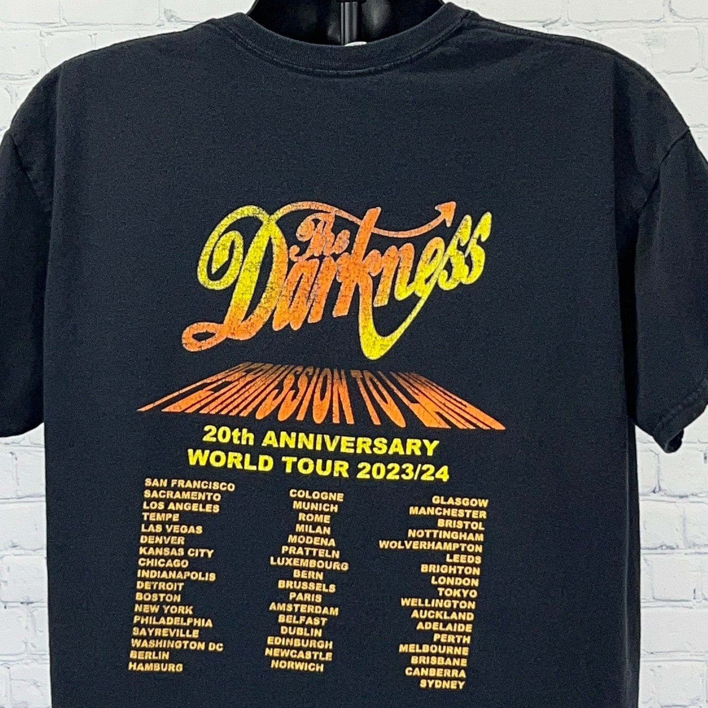 The Darkness Permission To Land Again Tour T Shirt XL X-Large Black Concert Tee