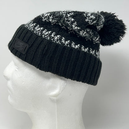 Nike SB Skateboarding Cuffed Pom Pom Beanie Toque Winter Hat Black Fair Isle