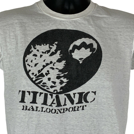 Camiseta vintage de los años 70 y 80 con globo aerostático del Titanic Balloonport, talla pequeña, para hombre, color blanco, EE. UU.