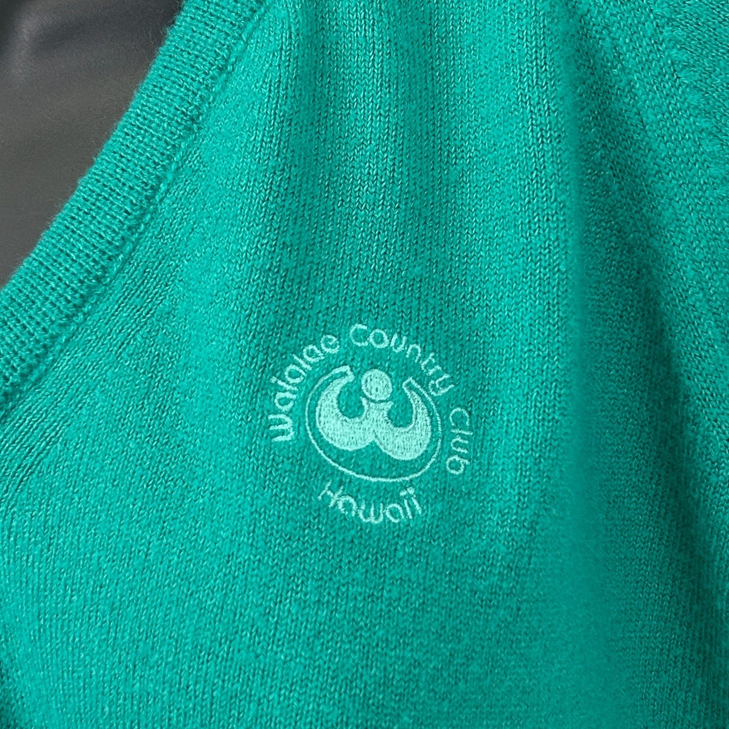 Vintage 70s Waialae Country Club Sweater Golfing USA V Neck Green Womens L Large