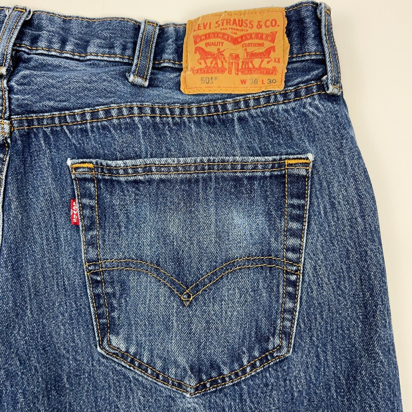 Levis 501 Button Fly Jeans Straight Fit Five Pockets Denim 0115 Blue Mens 38x29