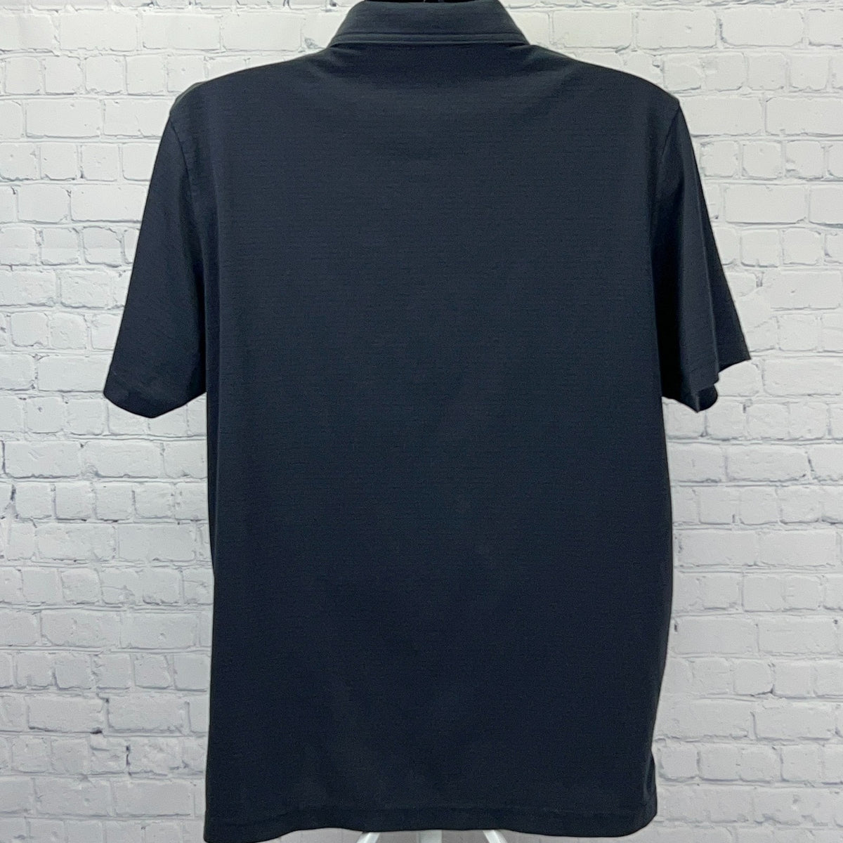 TravisMathew Zouk Group Zinna 2.0 Polo Shirt XL X-Large Navy Golf Corporate Logo