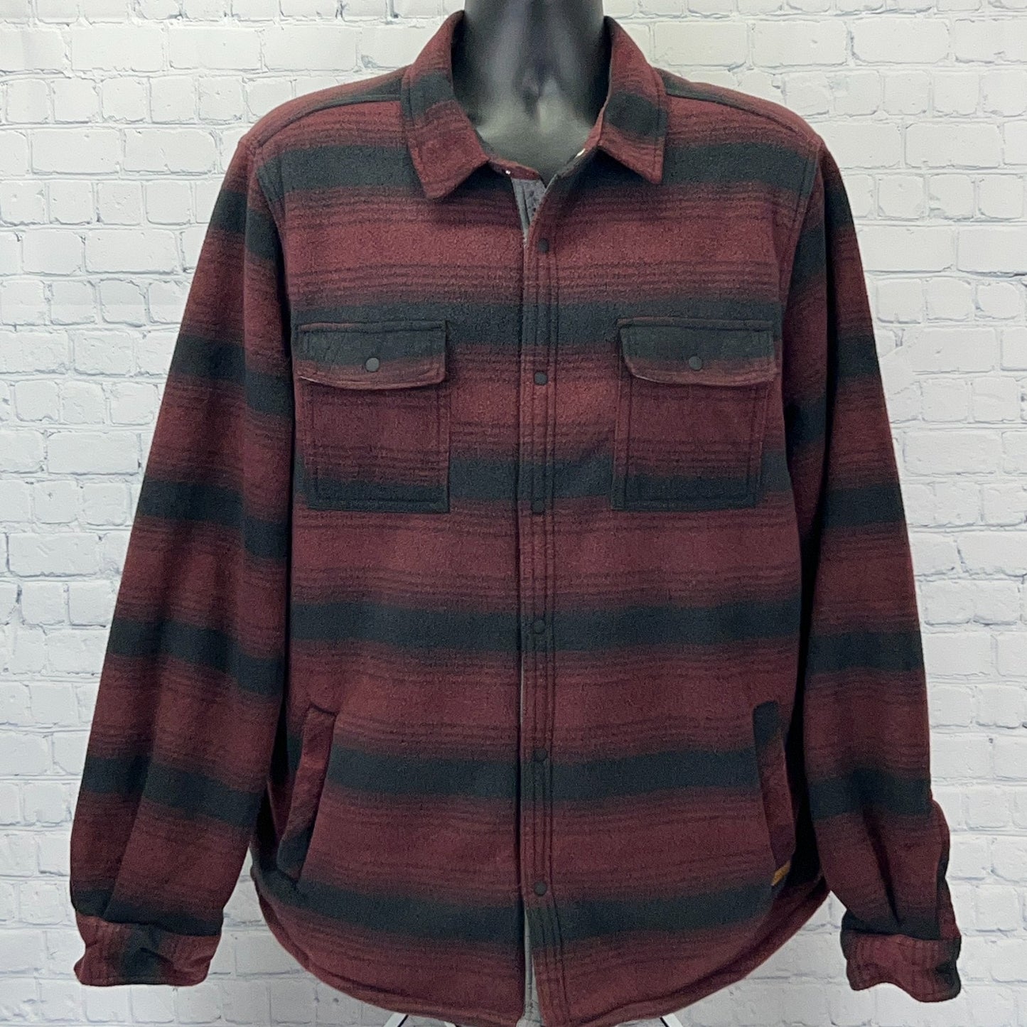 Voyager Flannel Shirt in Rust and Gray with Front Pockets, Full-Coverage Design and Relaxed Fit