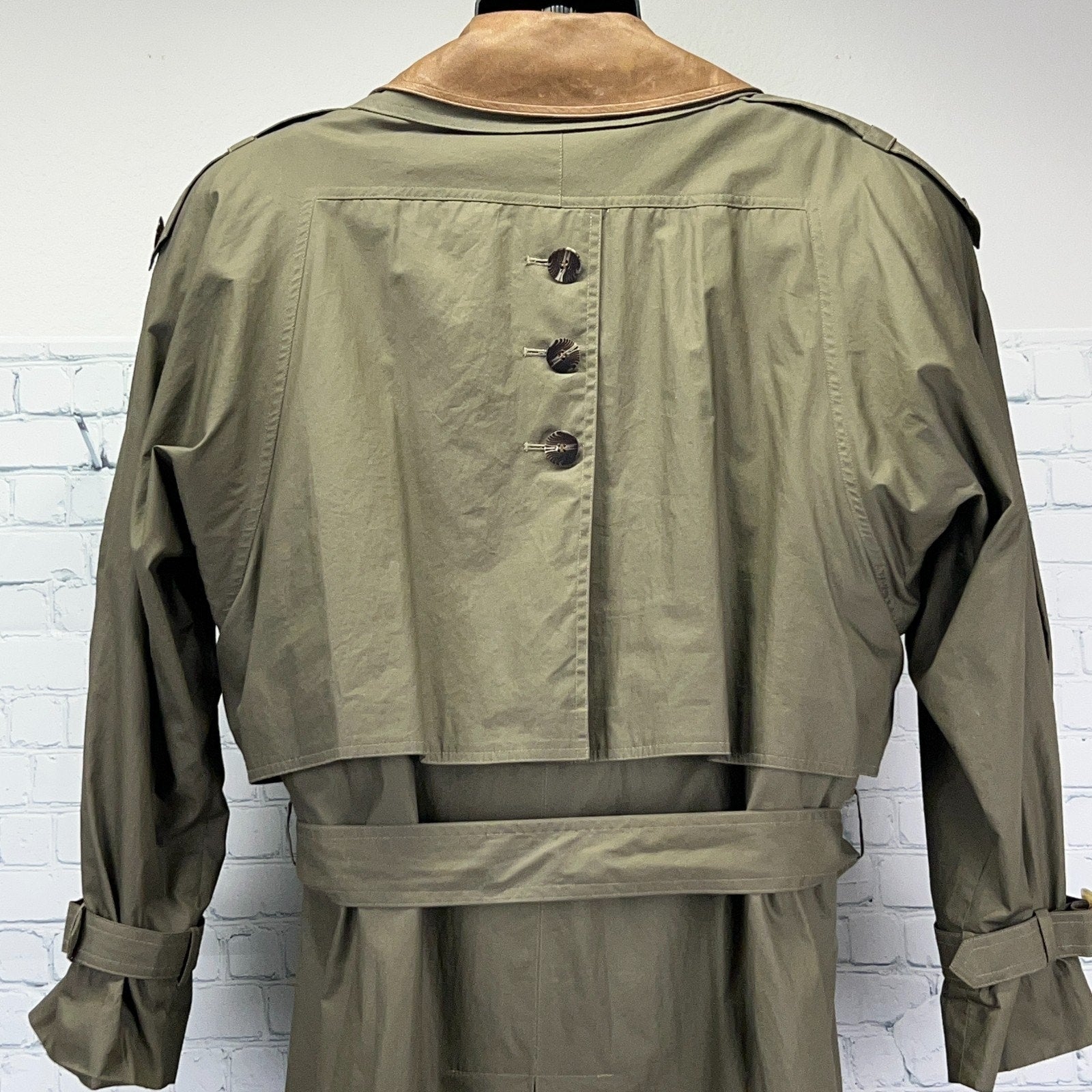 Gallery 90s trench coat in olive green, size medium, back view, vintage