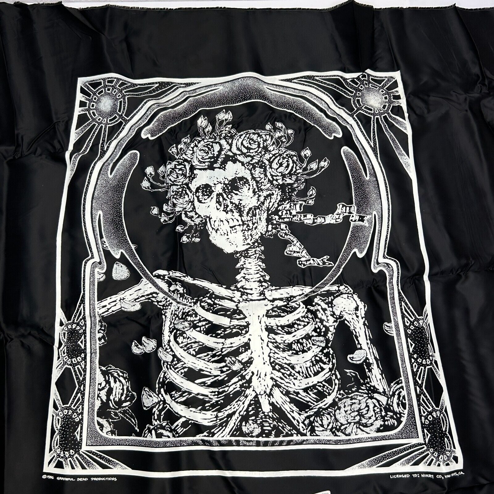 Nikry Co Vintage Grateful Dead Blanket Black Front View