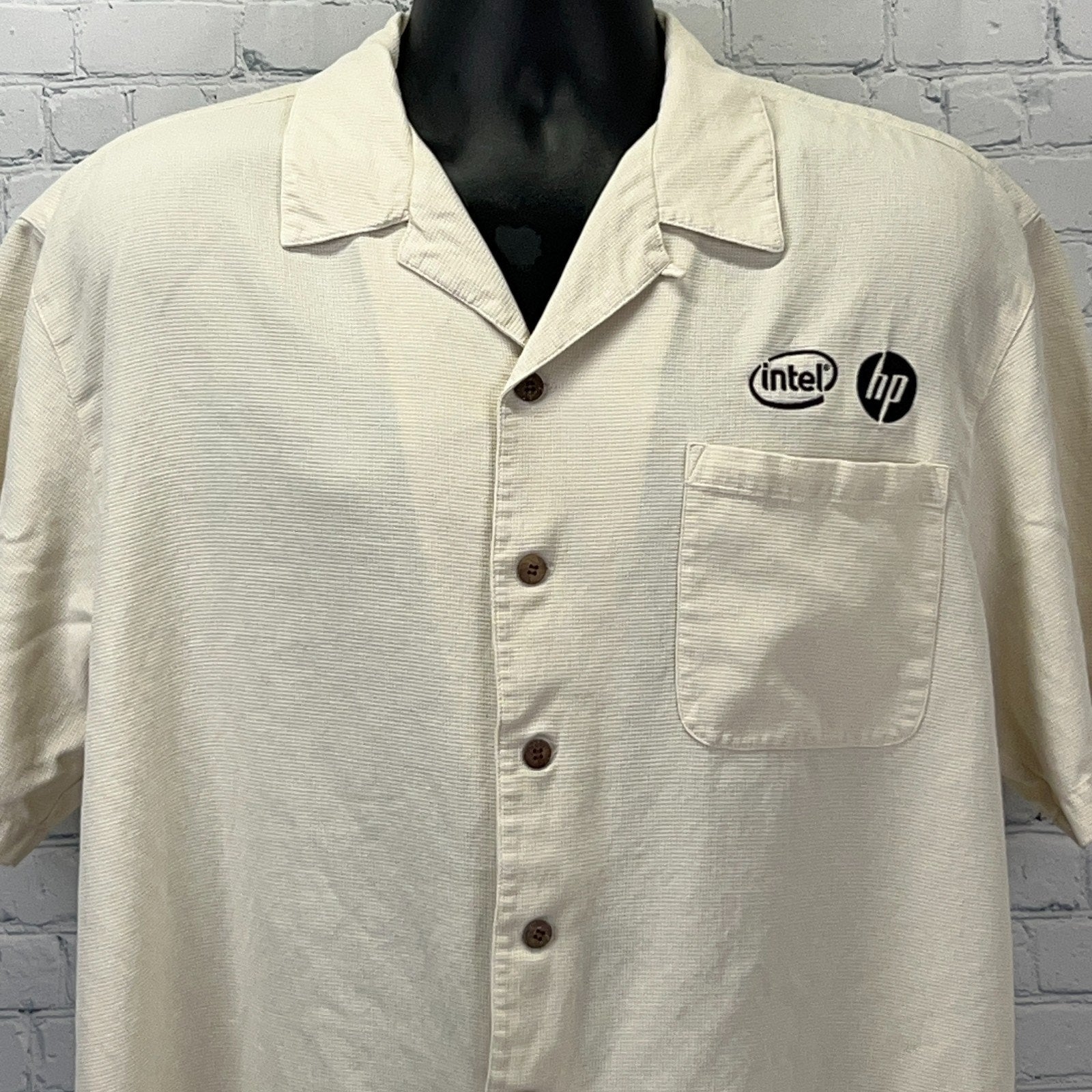 Port Authority Cream Short-Sleeve Button-Up Shirt with Intel HP Logo on Chest Pocket