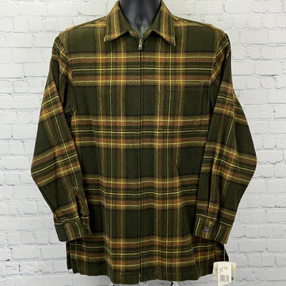 Jones New York vintage green plaid flannel shirt in size medium with a front zipper