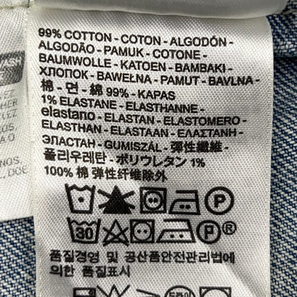 Levi's Denim Jacket in Blue Size M Front View