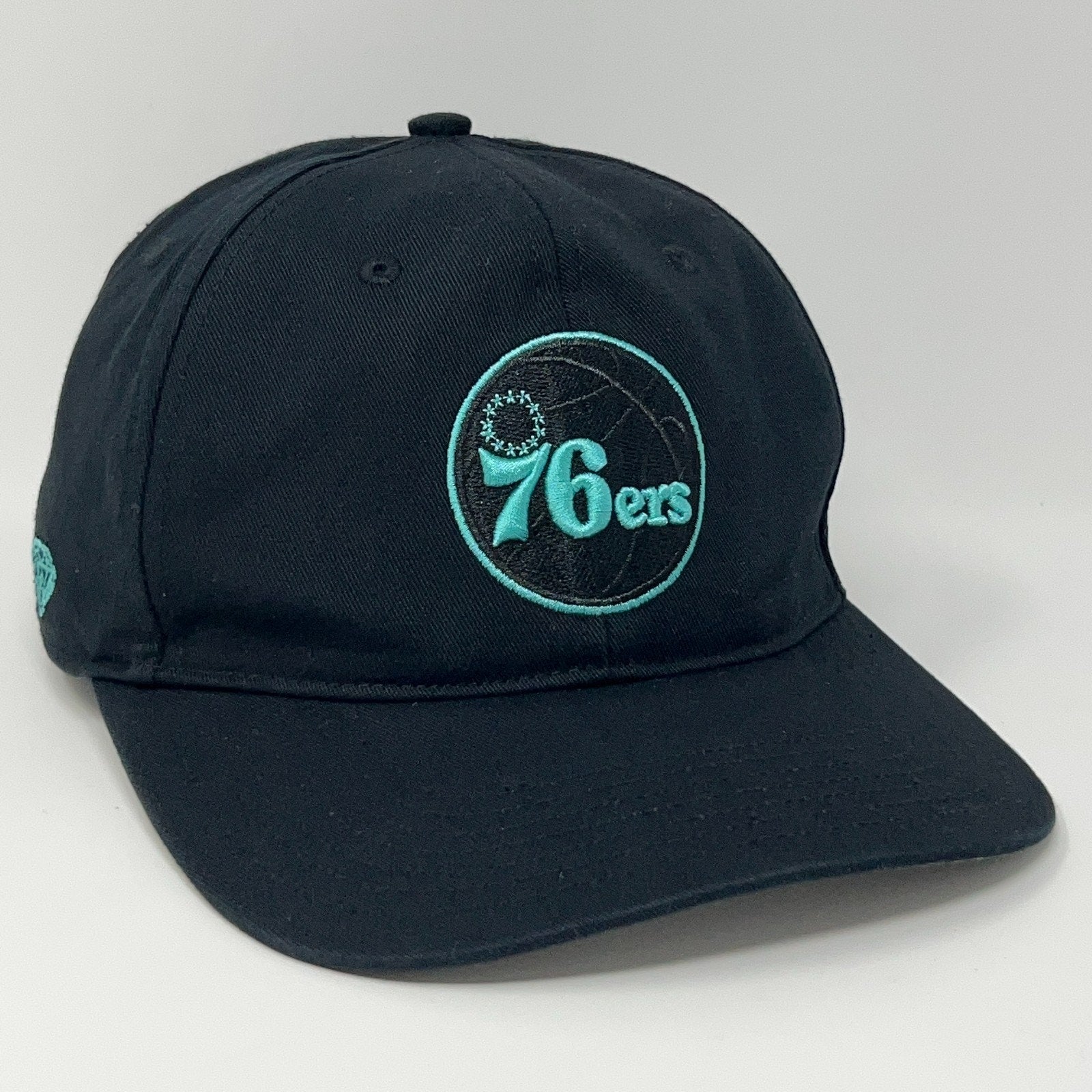 47 Brand Philadelphia 76ers Black Baseball Cap with Aqua Logo on Front