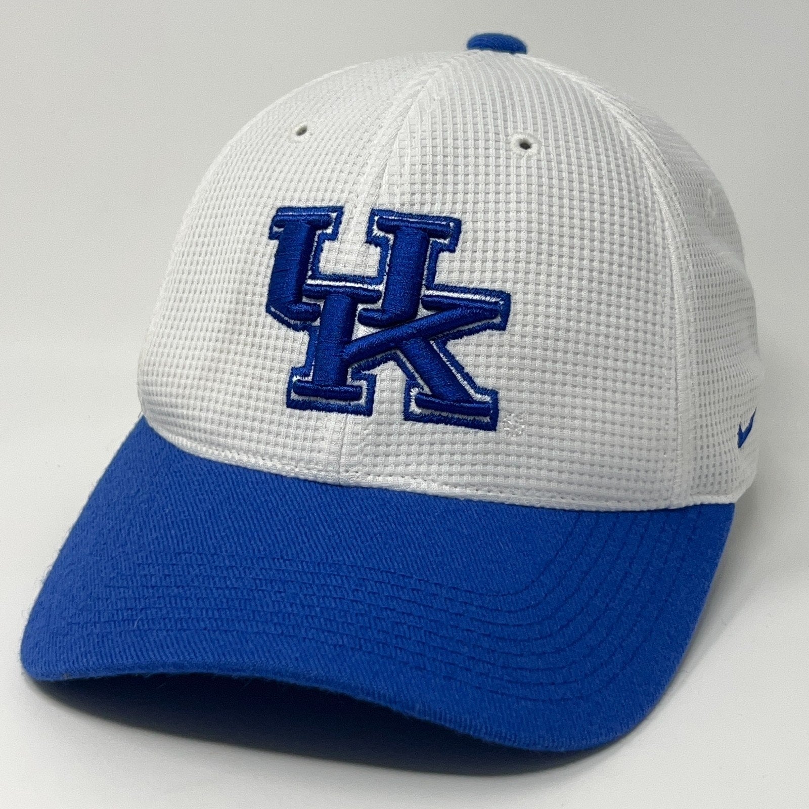 Nike Kentucky Wildcats White and Blue Baseball Cap with Logo, Front View
