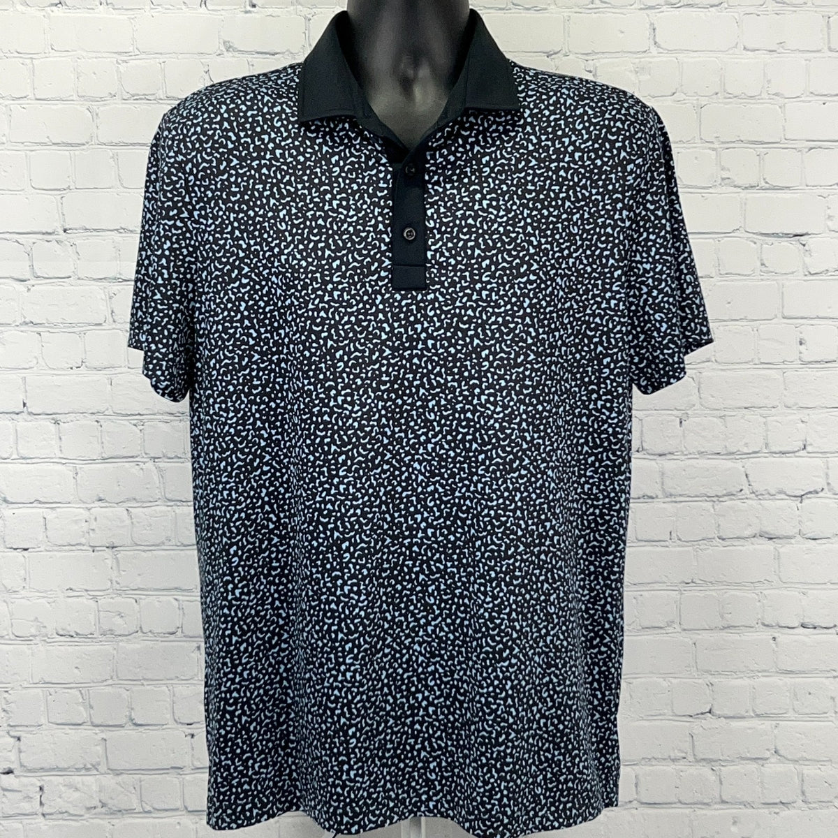 REDVANLY Men's Short Sleeve Polo Shirt in Black with Pattern, Front View, Smooth Fabric