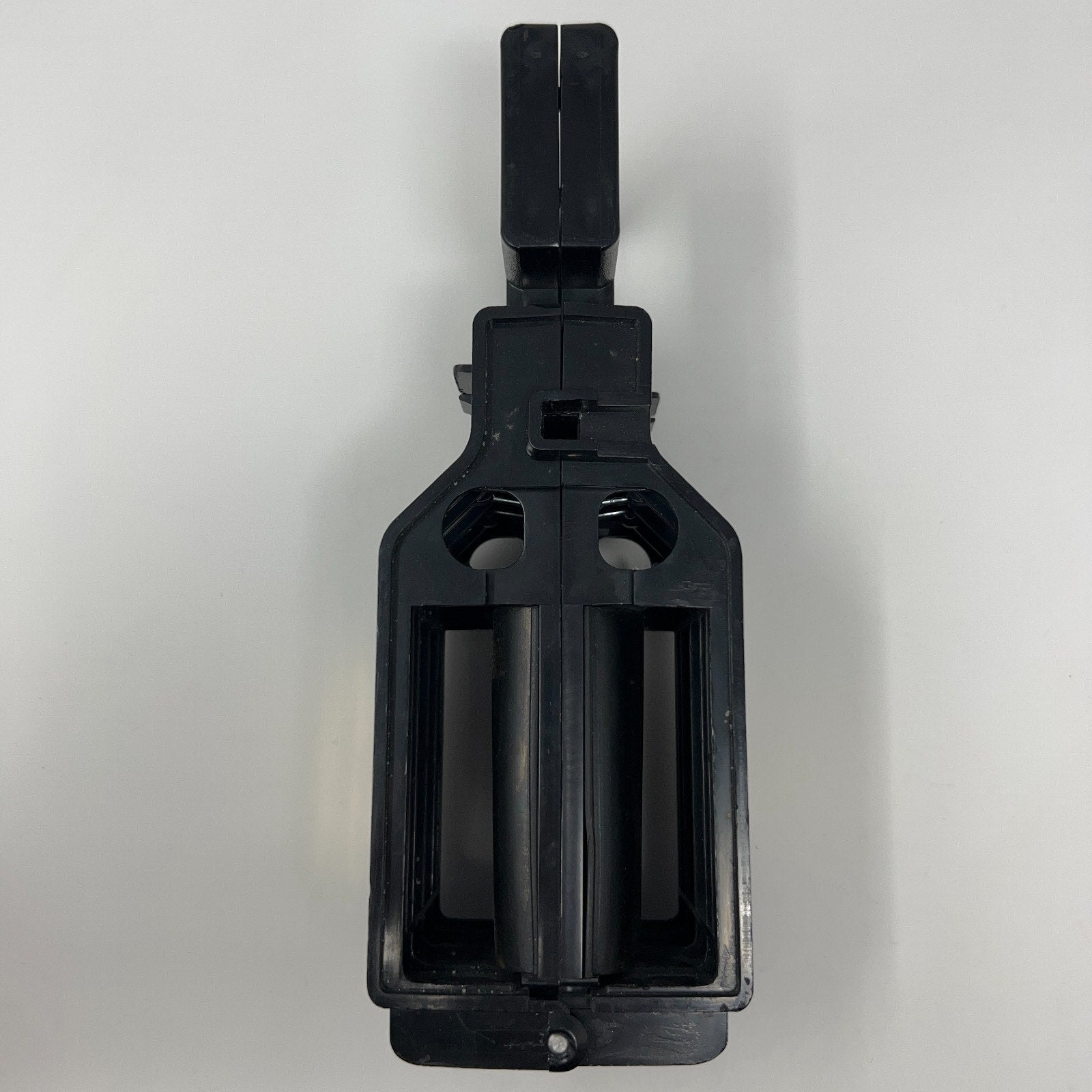 Ski Tote Vintage Ski Carrier in Black with Adjustable Design for Easy Transport