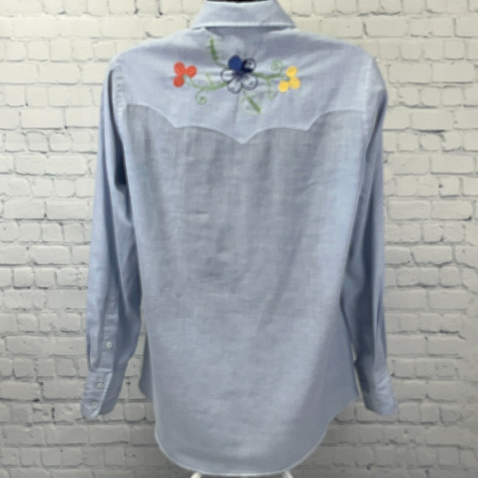 Vintage cowboy shirt blue large back view with colorful floral embroidery