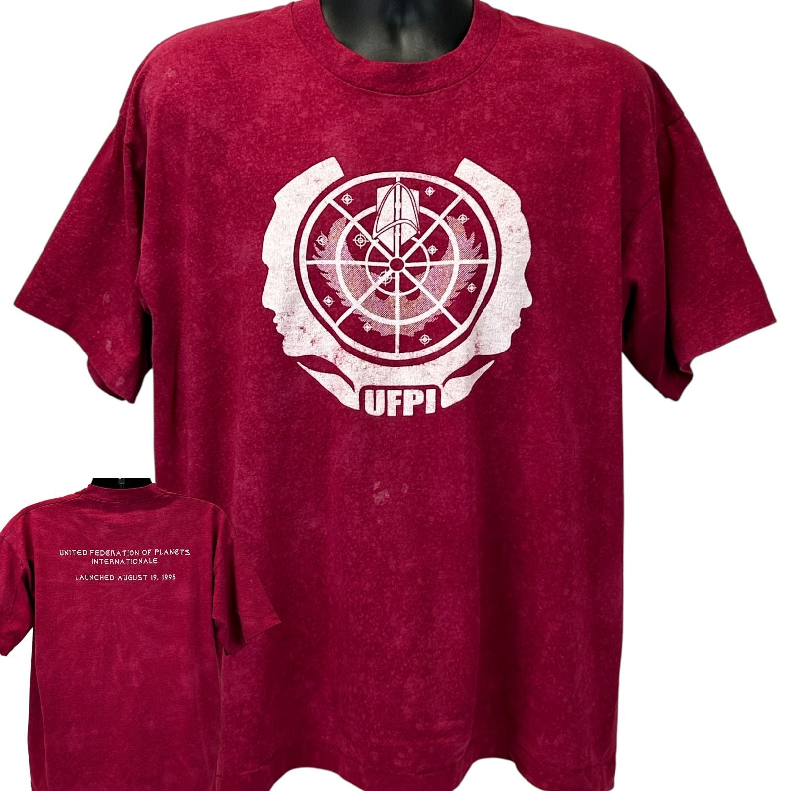 Red Fruit of the Loom T-Shirt featuring Star Trek logo on front. Size: Large, casual style.