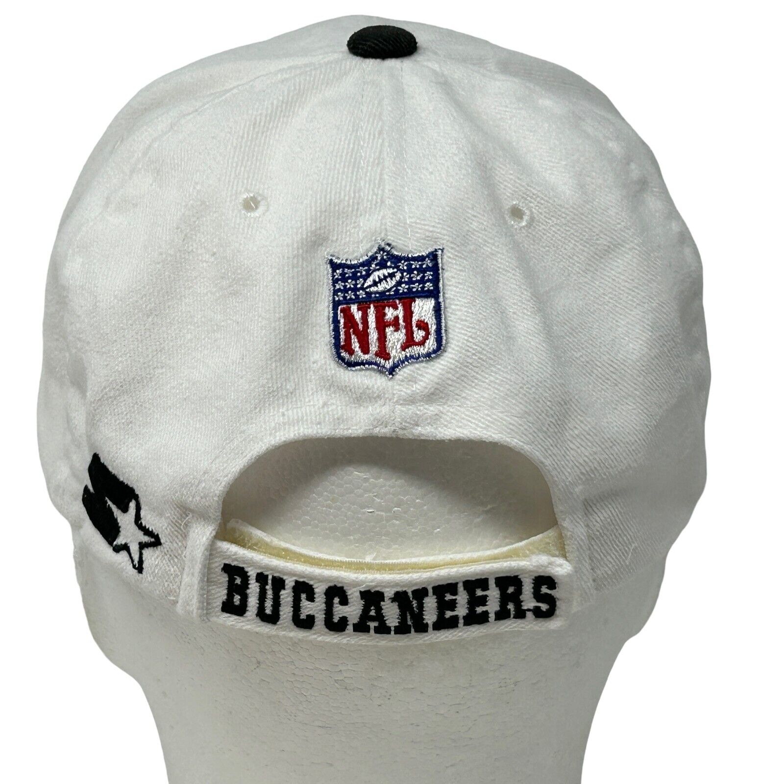 Vintage 90s Starter Tampa Bay Buccaneers Hat | Neon Vintage