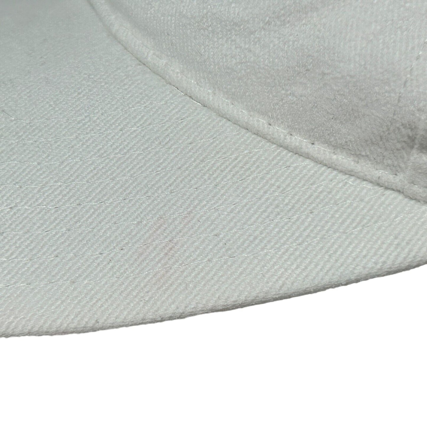 Starter Tampa Bay Buccaneers hat in white, front view, modern style