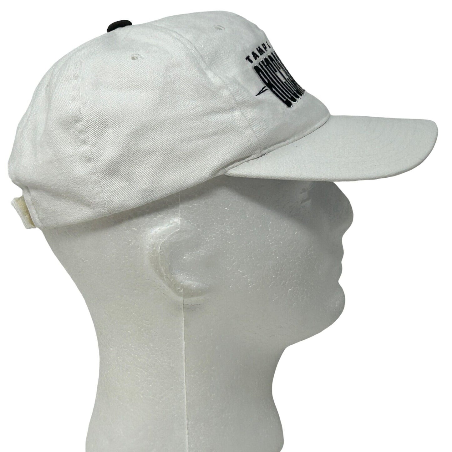 Starter Tampa Bay Buccaneers hat in white, side view, adjustable size, vintage style