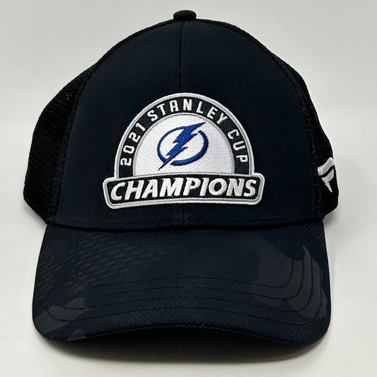 Front view of black Tampa Bay Lightning hat featuring 2021 Stanley Cup Champions logo and mesh back