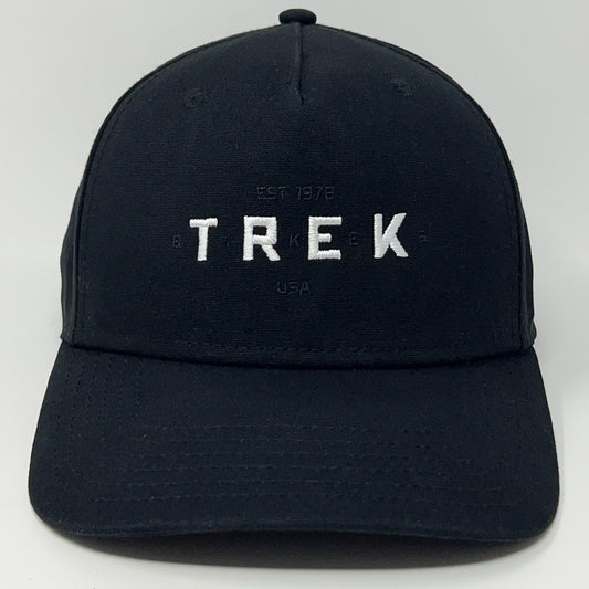 Sportiqe black Trek cap with embroidered logo, vintage style for cycling enthusiasts